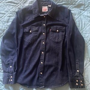 Levi’s Denim Western Womens Size medium Shirt